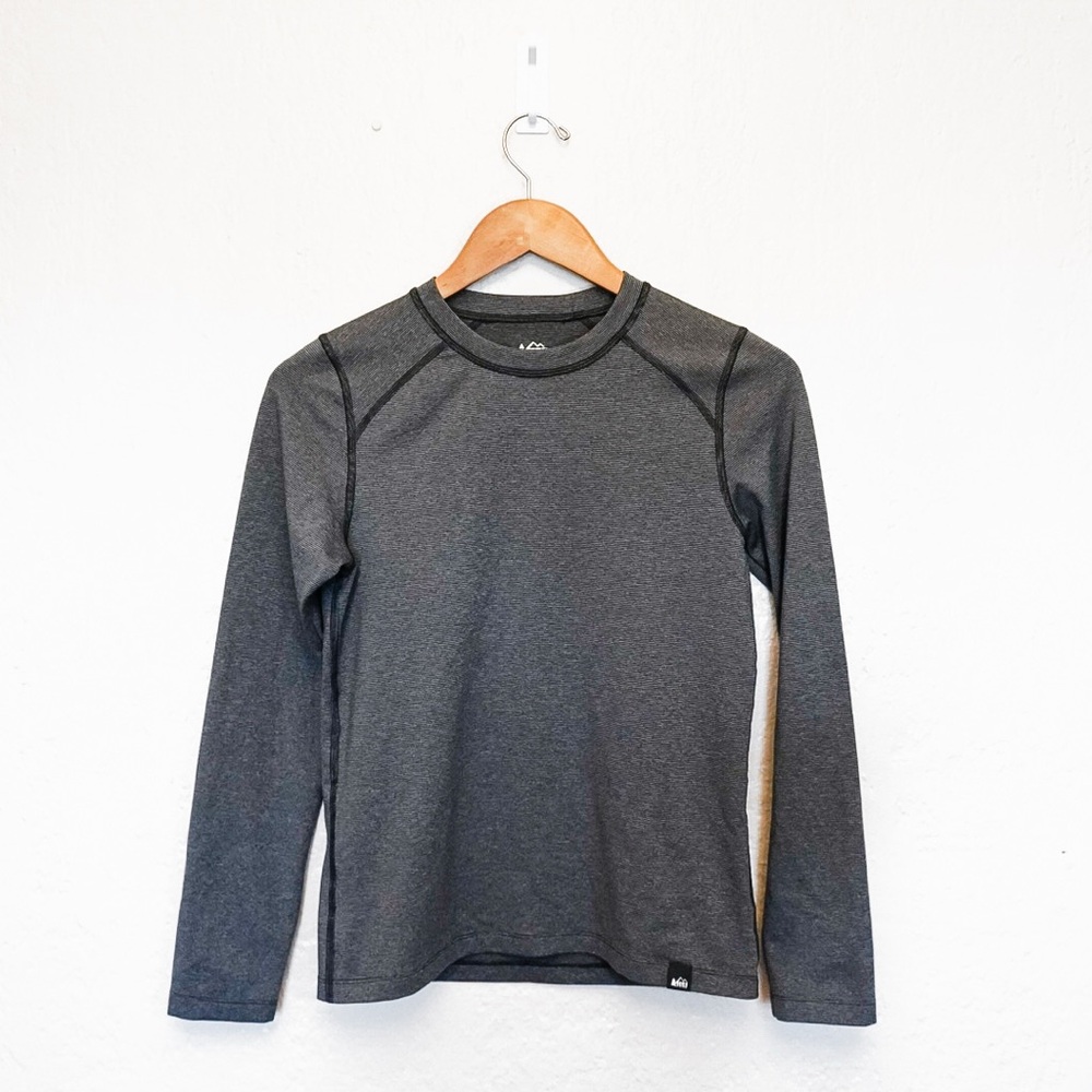 REI Kids Long Sleeve Gray + Black Striped Base Layer | Unisex Large (14/16)